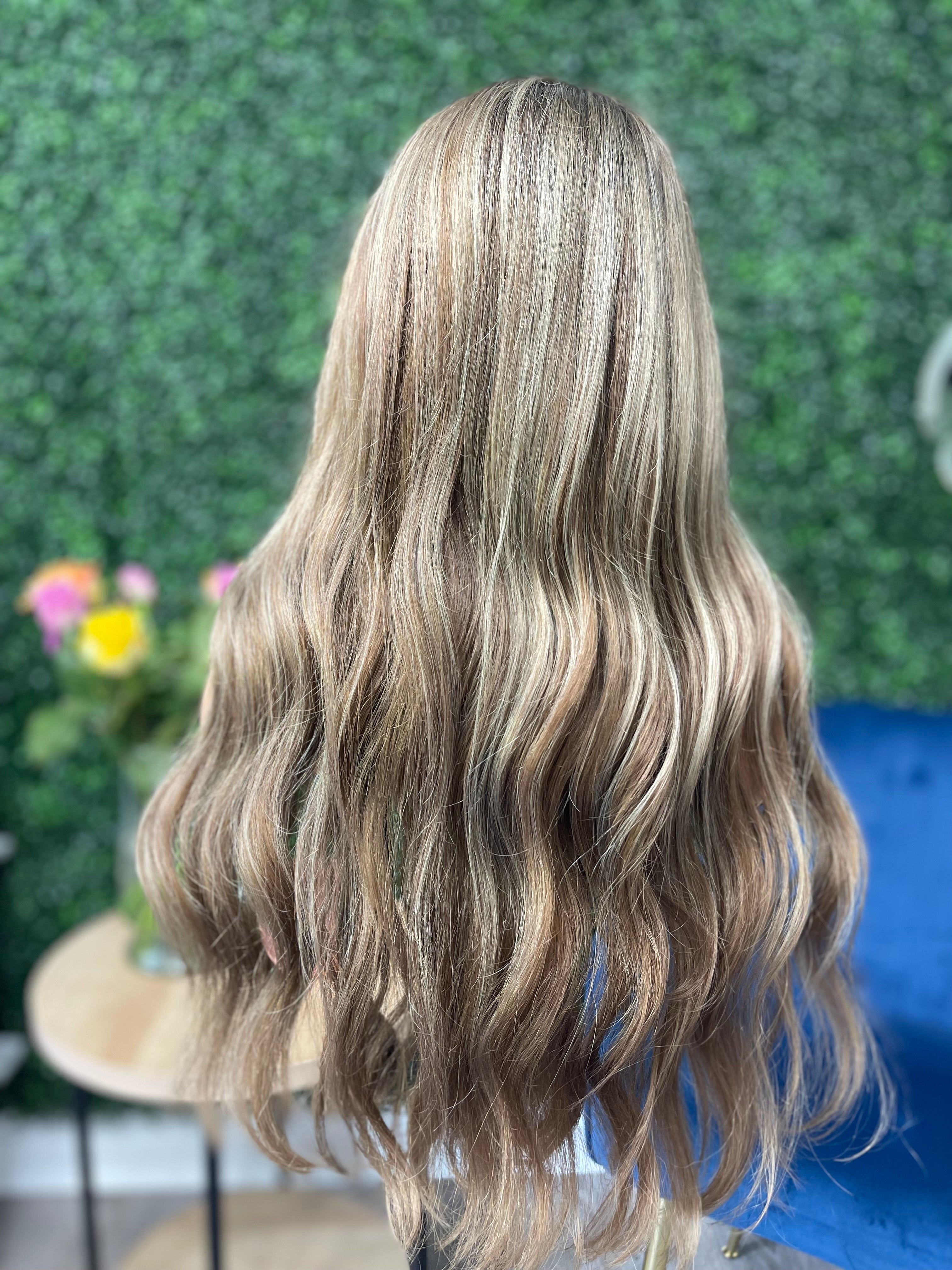 EBBY 22” Human European Hair