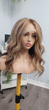 Load image into Gallery viewer, &quot;MADDIE&quot; 16&#39; Human Hair Wig
