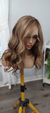 Load image into Gallery viewer, &quot;MADDIE&quot; 16&#39; Human Hair Wig
